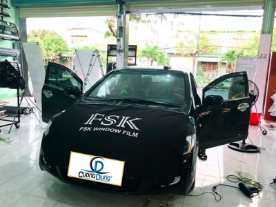 Dán phim cách nhiệt ô tô FSK