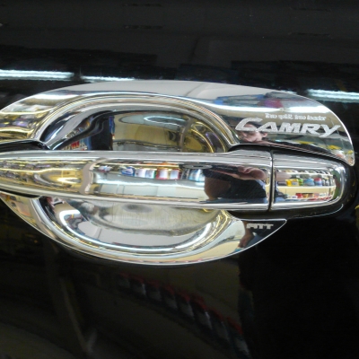 TAY CHÈN CỬA CAMRY - 02