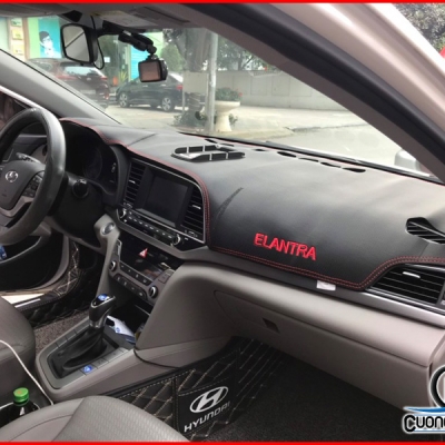 Thảm táp lô da vân cacbon Hyundai Elantra