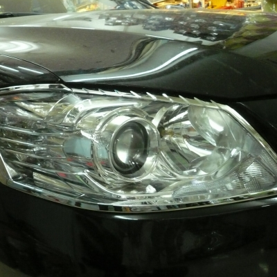 VIỀN ĐÈN TRƯỚC CAMRY 